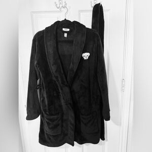 Pre-Loved PINK Victoria Secret Fluffy Robe